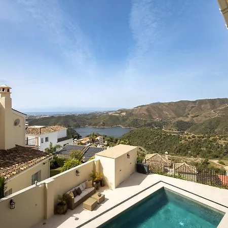 Villa Exceptional Views From 5 Bed + Pool Rdr300