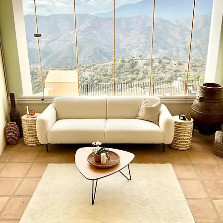 Villa Exceptional Views From 5 Bed + Pool Rdr300